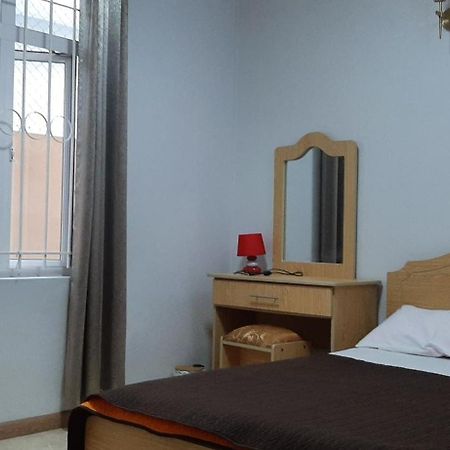 Ground Floor Lovely Two Bedrooms Apartment Flic en Flac Ngoại thất bức ảnh